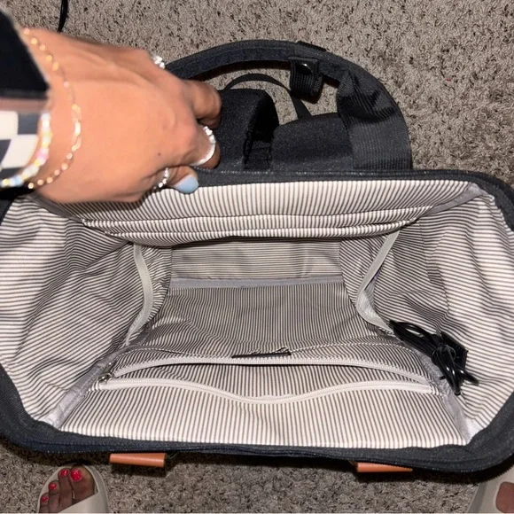 Diaper Bag/ Backpack with Charging Cable - Picture 4 of 9